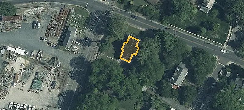 Multifamily Property with Parking