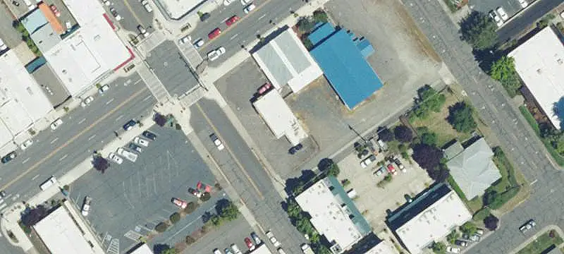 Retail Space Near Interstate 5