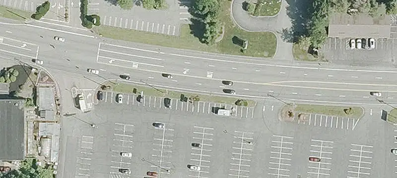Signalized-Access Commercial Land