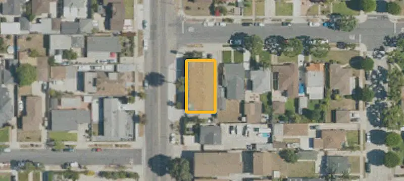 Rehabilitated 6-Unit Apartment Building