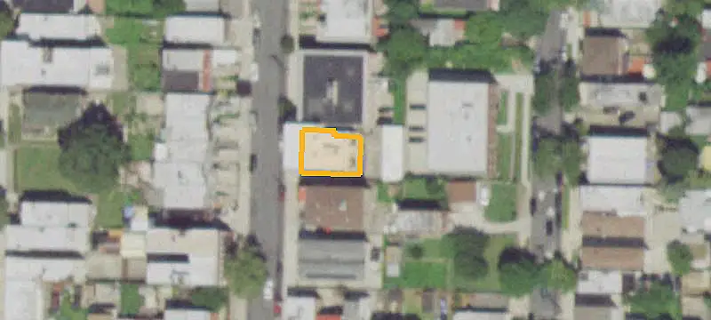 7-Unit Apartment Building