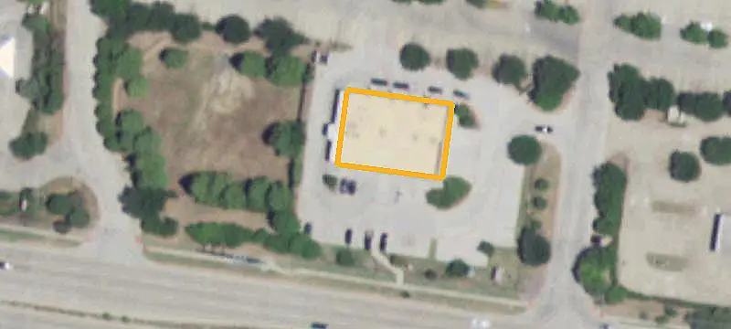 Multi-Tenant Retail Center