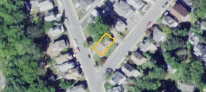 Duplex with Private Parking