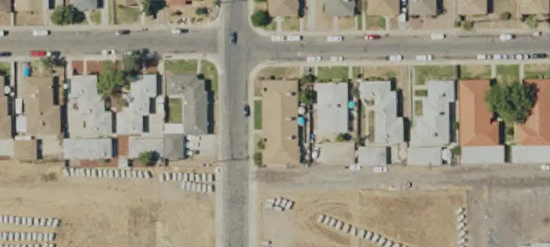 3-Unit Triplex with Garages