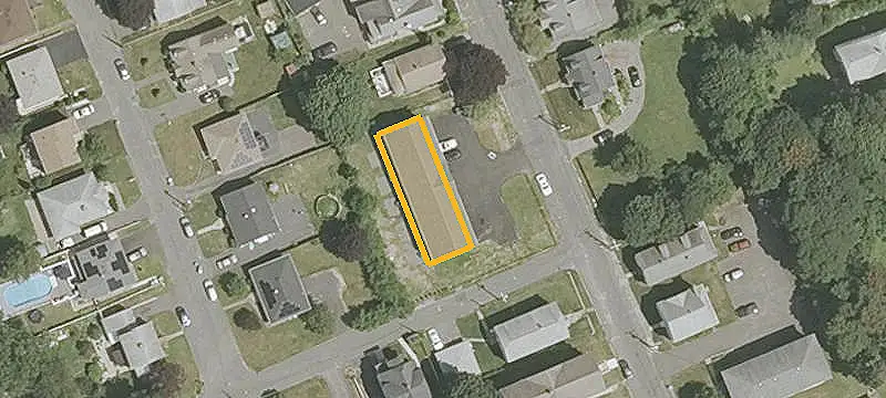 5-Unit Townhouse Apartment Property