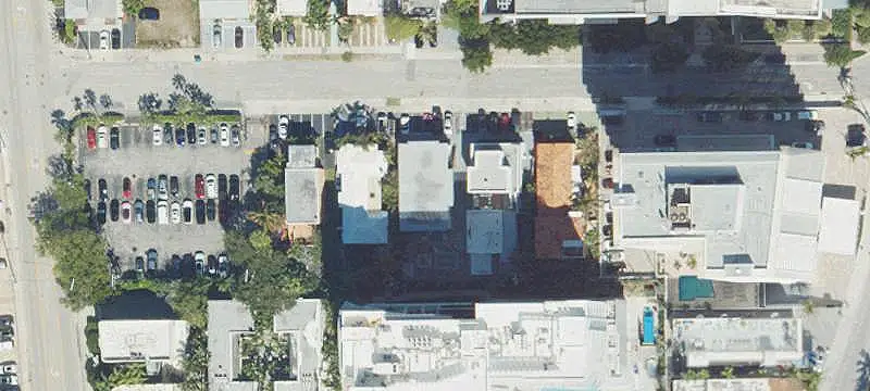 Renovated 25-Unit Hotel