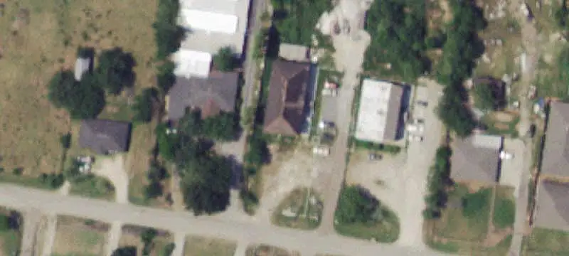 10-Unit Apartment Building