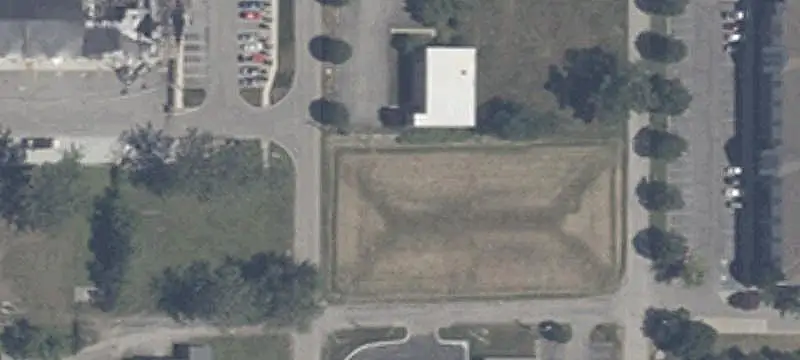Retail Building with Commercial Zoning