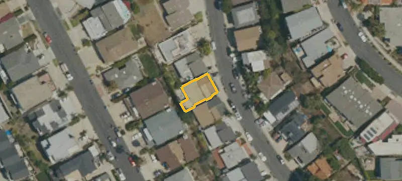 Updated Duplex With Ocean-View Balcony