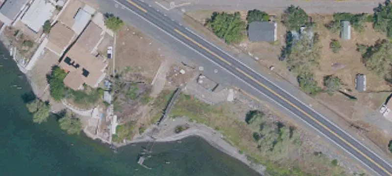 18-Space RV Park with Buildings