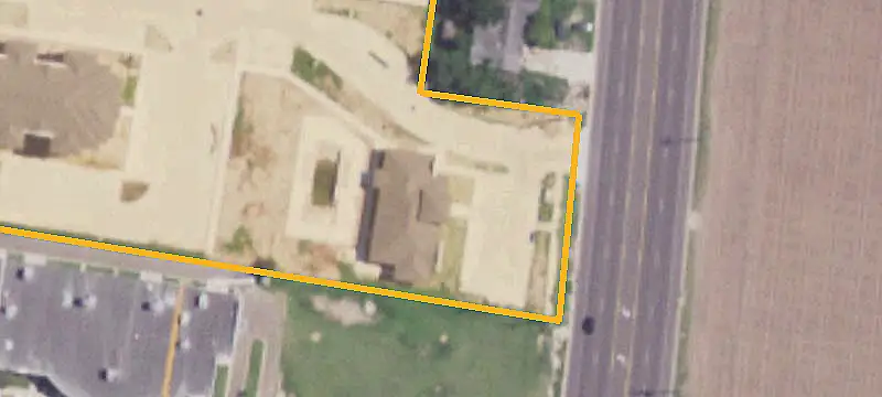Commercial Land Near Major Routes