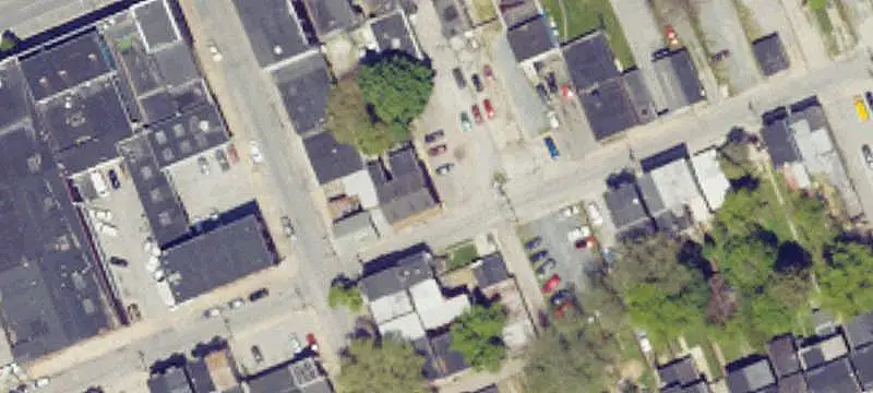 6-Unit Apartment Building