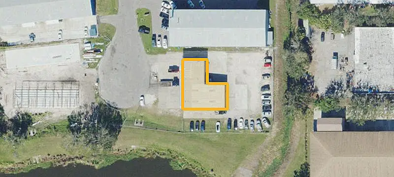 Flex Space with Fenced Yard