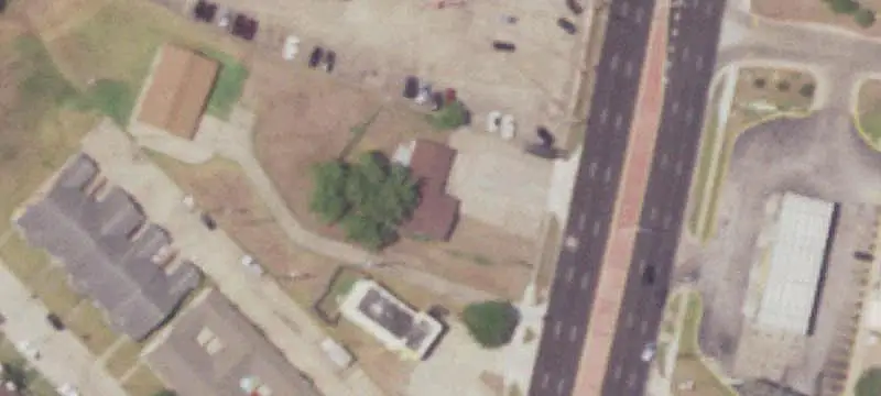Single-Tenant Storefront Property