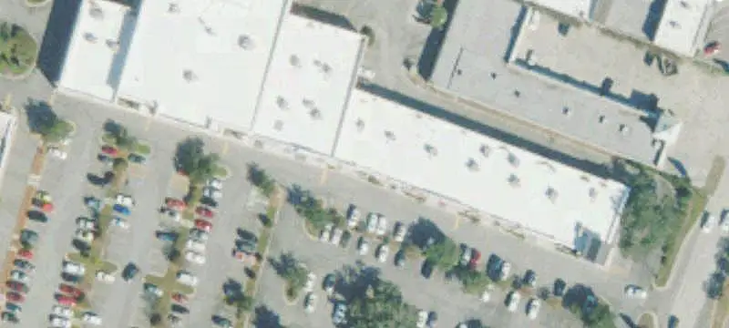 Retail Shopping Center with Established Tenants