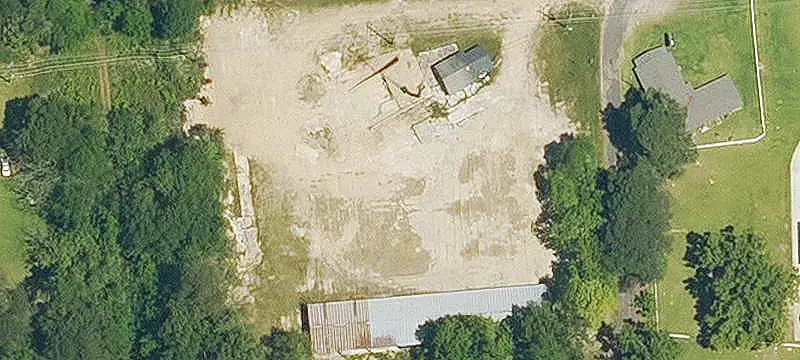 Manufacturing Property with Storage Yard