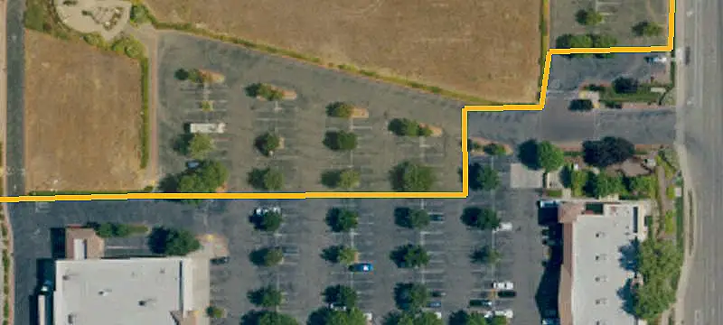 Westlake Shopping Center Retail Suites
