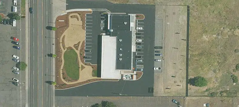 Mixed-Use Property with Showroom
