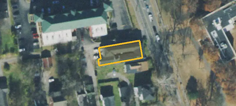 14-Unit Apartment Building