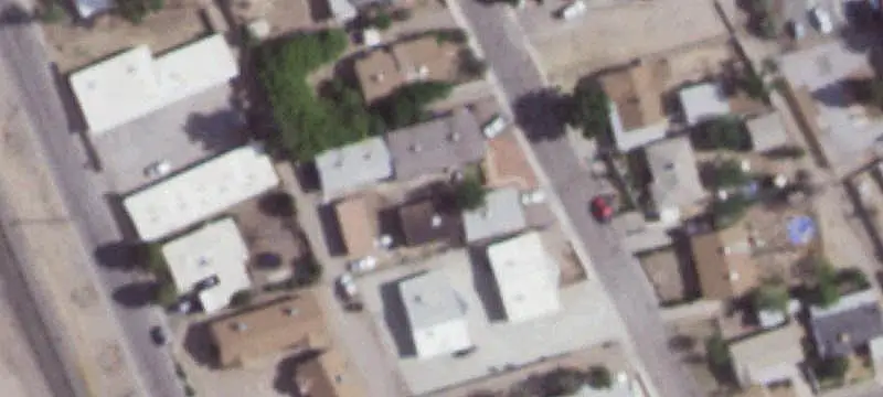 6-Unit Apartment Building