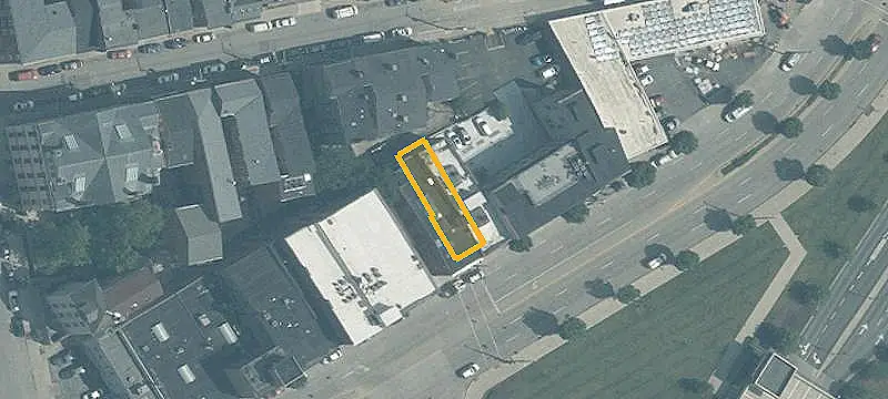 Mixed-Use Building With Roof Deck