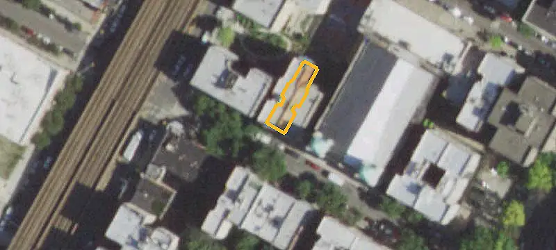 14-Unit Apartment Building