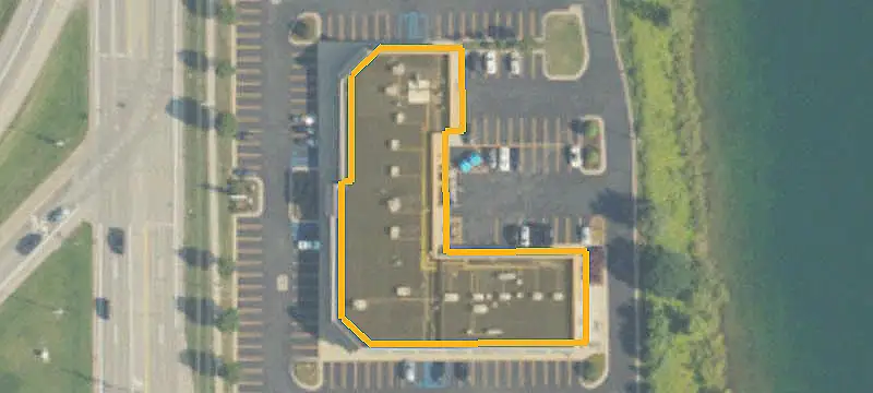 Retail Shopping Center with Multiple Suites