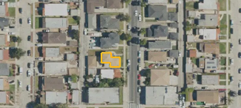 Triplex with Three-Stall Garage