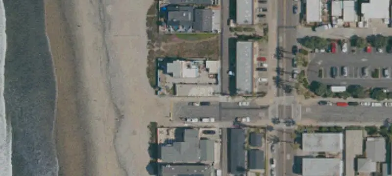 5-Unit Beachfront Apartment Building