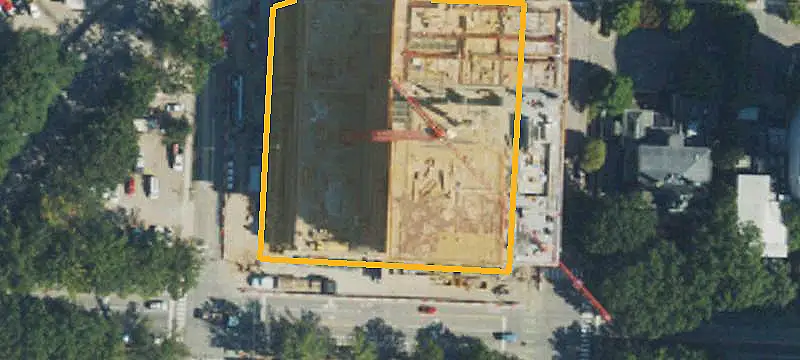 Office Units at 400H