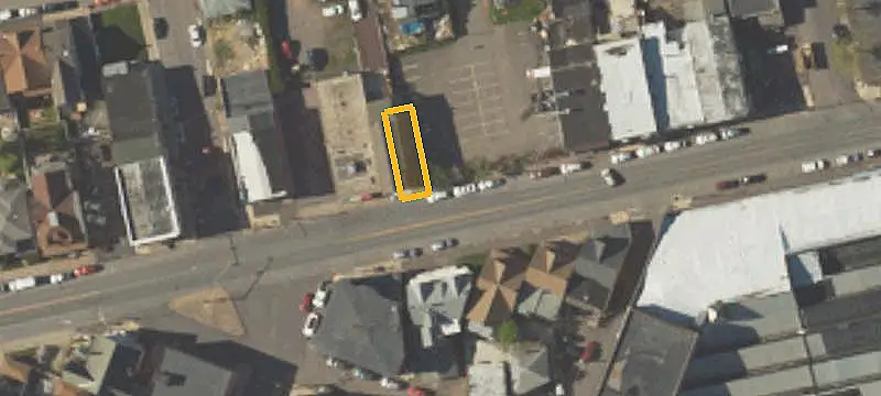 Duplex With Storefront