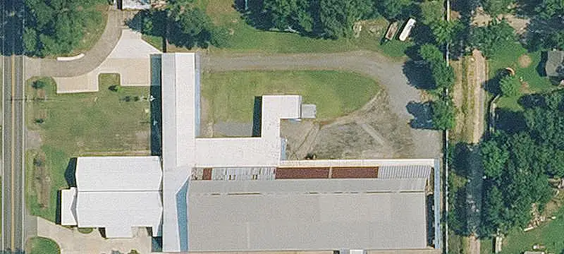 Manufacturing Facility with Bridge Cranes