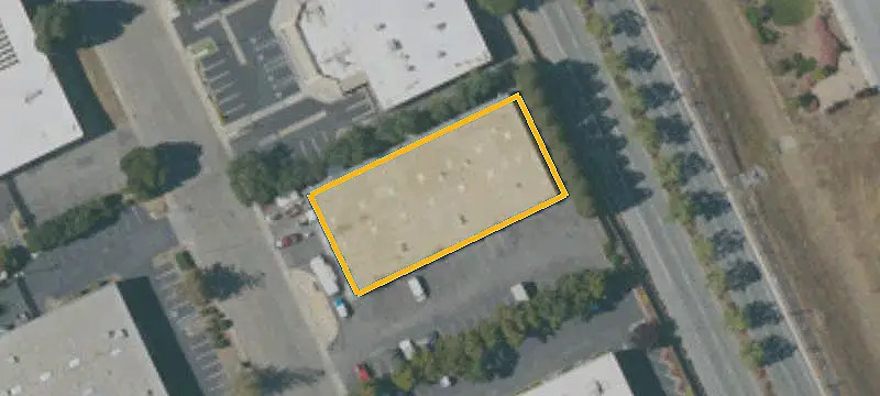 Multi-Tenant Warehouse Building
