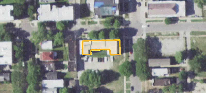18-Unit Apartment Building