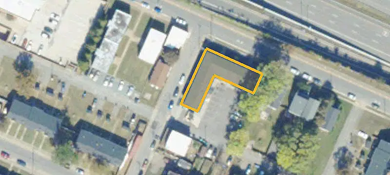 Renovated 13-Unit Apartment Building