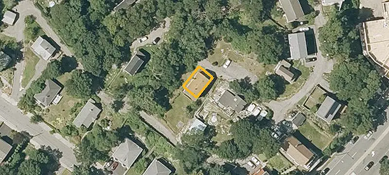 Triplex with Additional Lots