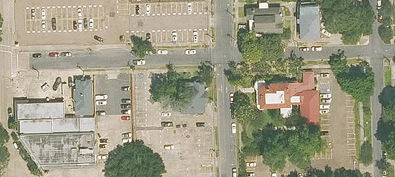 Single-Tenant Office Building