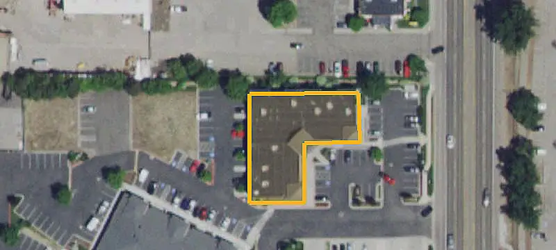 Retail Space with Front and Rear Parking