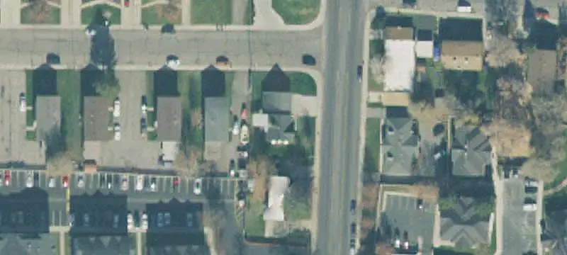 Legal Duplex with Separate Utilities