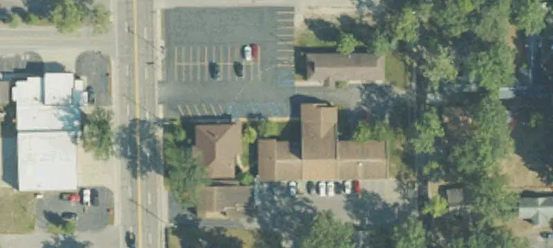 Grocery and Convenience Store Building
