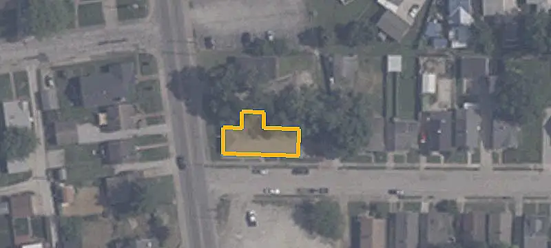 Flex Building with Gated Parking