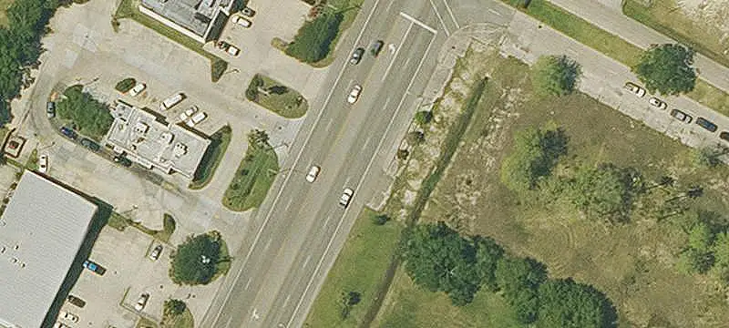 Highway-Fronting Flex Space