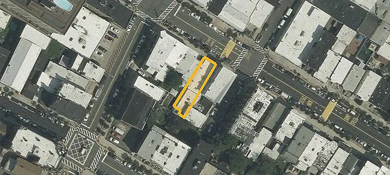 10-Unit Retail Building