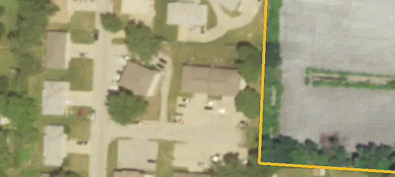 8-Unit Apartment Building