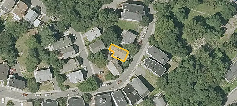 8-Bedroom Duplex with Bi-Level Unit