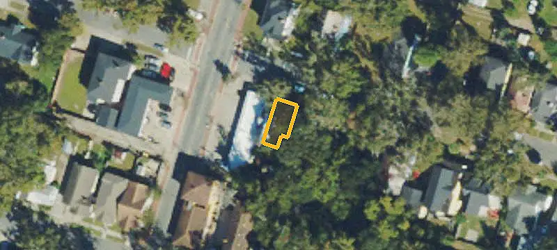 Renovated Duplex with Private Yard