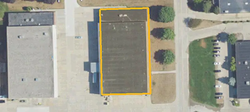 Distribution Center with Dock Access
