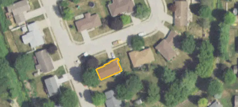 Land / Lots & Land