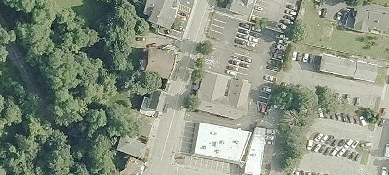 Restaurant Space Near Area Businesses