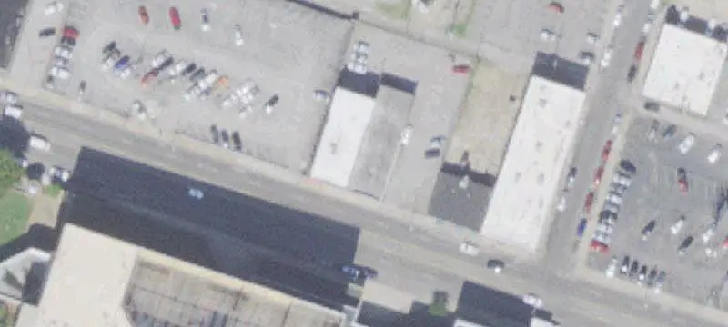 Multi-Tenant Mixed-Use Building